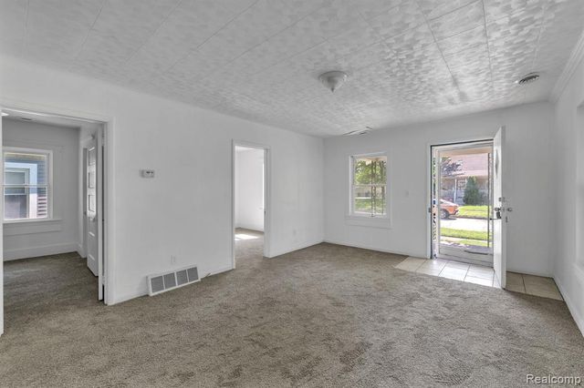 5720 Huron Street, Dearborn Heights, MI 48125
