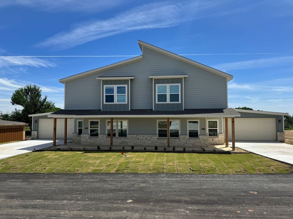 1318 Johnson Bend 1, Weatherford, TX 76088