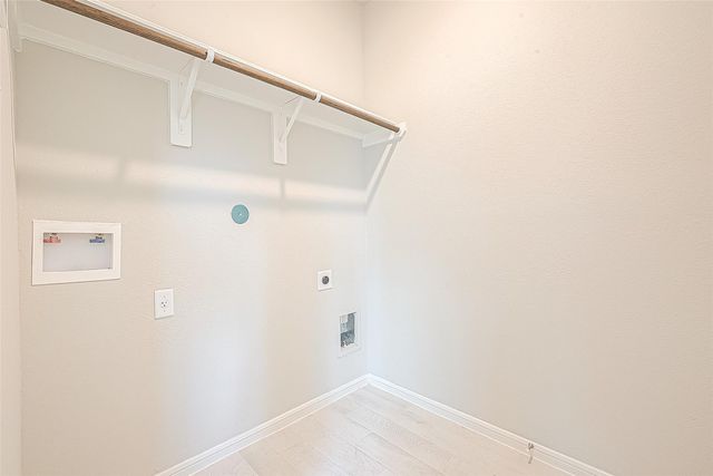 2923 Copper Falls Drive, Iowa Colony, TX 77583