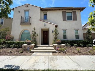 18 Meadow Place, Tustin, CA 92782