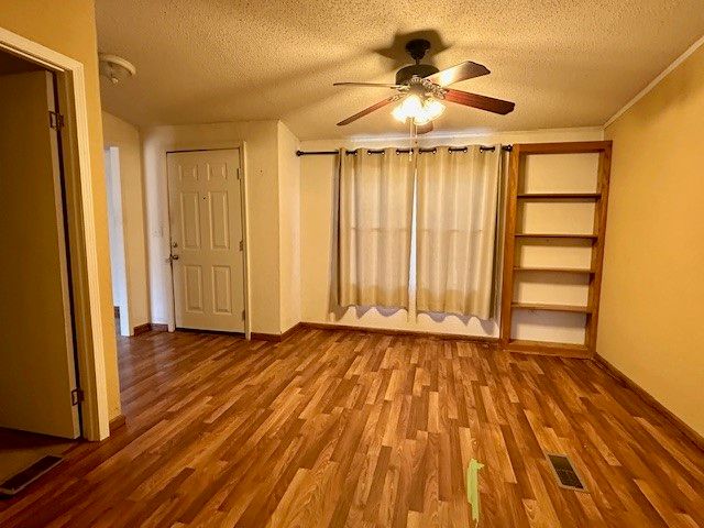 385 County Road 161, Streetman, TX 75859