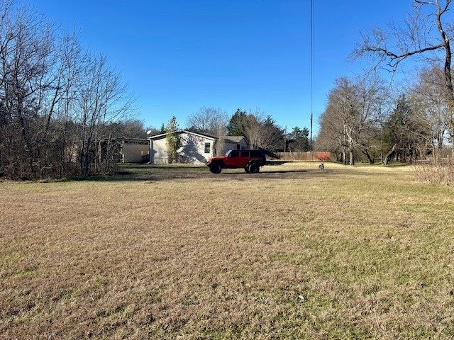 385 County Road 161, Streetman, TX 75859