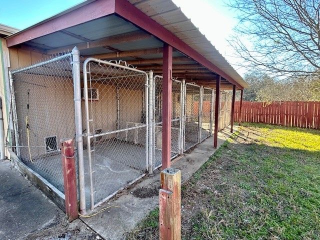 385 County Road 161, Streetman, TX 75859