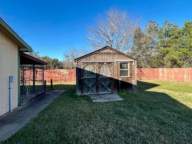 385 County Road 161, Streetman, TX 75859