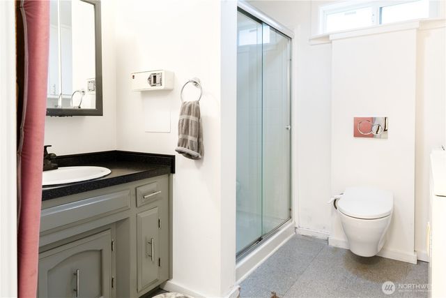 8611 Deodar Court SE, Yelm, WA 98597