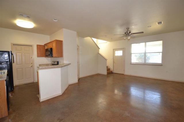 6912 Meador Ave A, Austin, TX 78752