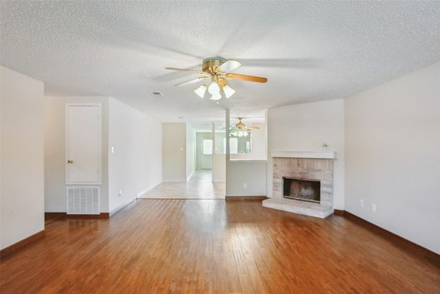 5617 Wiltshire Drive, Fort Worth, TX 76135