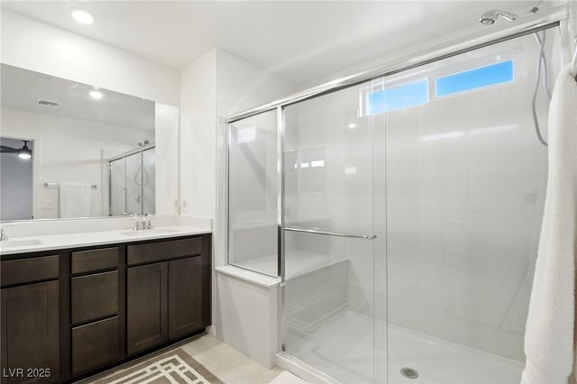 10106 Queens Pearl Street, Las Vegas, NV 89141