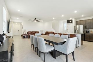 10106 Queens Pearl Street, Las Vegas, NV 89141