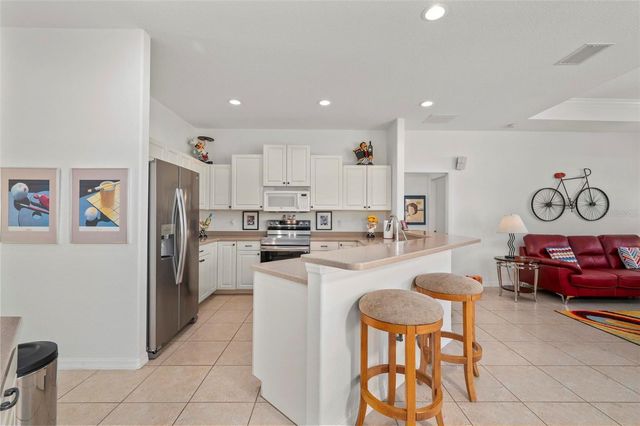 4462 LA FRANCE AVENUE, North Port, FL 34286