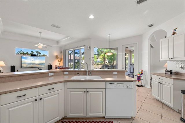 4462 LA FRANCE AVENUE, North Port, FL 34286