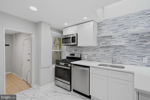 937 W LOMBARD ST, Baltimore, MD 21223