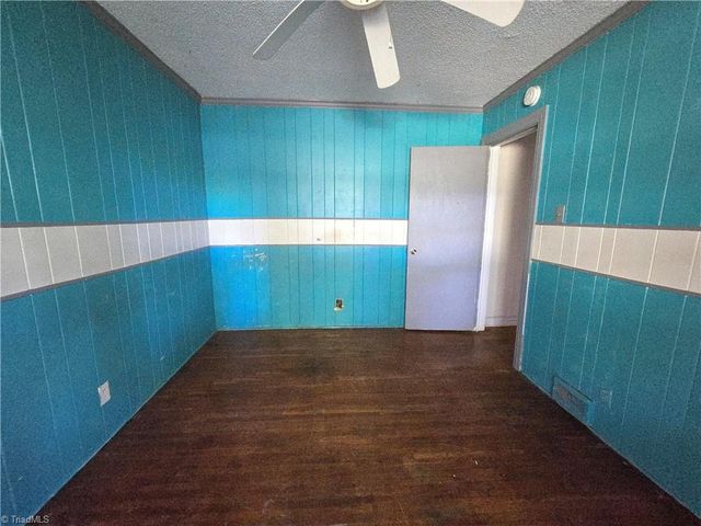 4013 Avera Avenue, Winston-salem, NC 27106
