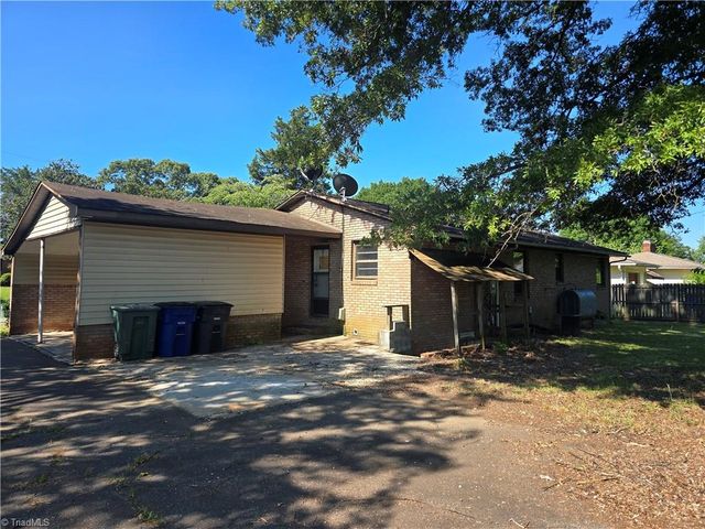 4013 Avera Avenue, Winston-salem, NC 27106