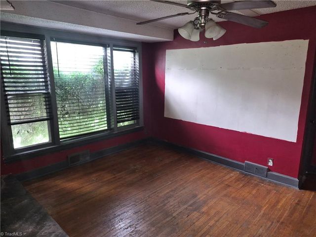 4013 Avera Avenue, Winston-salem, NC 27106