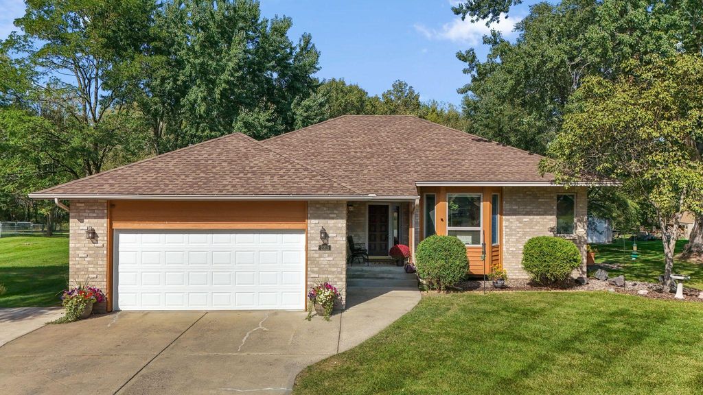 2315 131st Avenue NW, Coon Rapids, MN 55448