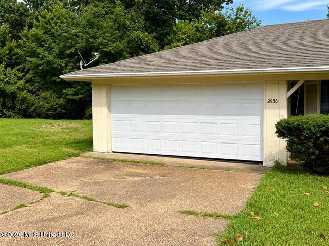 2056 Monaco Street, Jackson, MS 39204