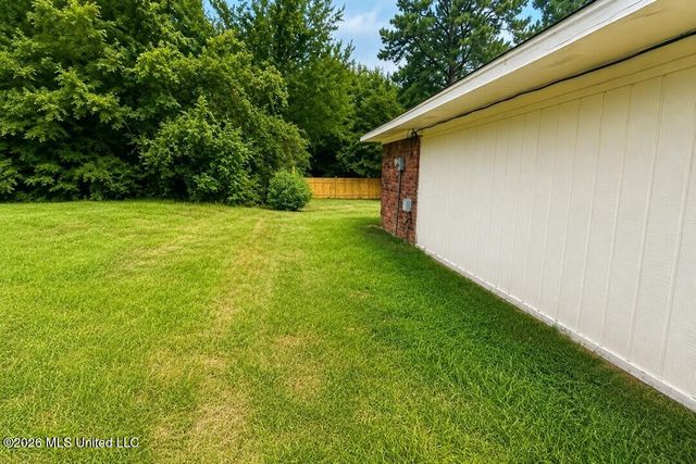 2056 Monaco Street, Jackson, MS 39204