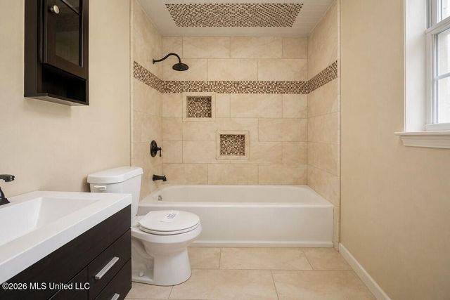 2056 Monaco Street, Jackson, MS 39204