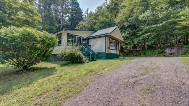 269 River Road, Benson, NY 12134