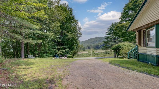 269 River Road, Benson, NY 12134