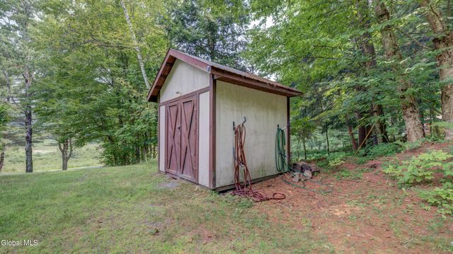 269 River Road, Benson, NY 12134