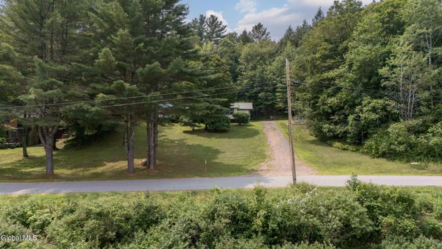 269 River Road, Benson, NY 12134