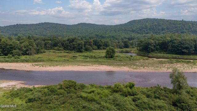 269 River Road, Benson, NY 12134