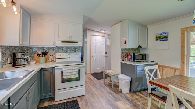 269 River Road, Benson, NY 12134