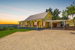 120 Ridge Crest Dr, Kerrville, TX 78028