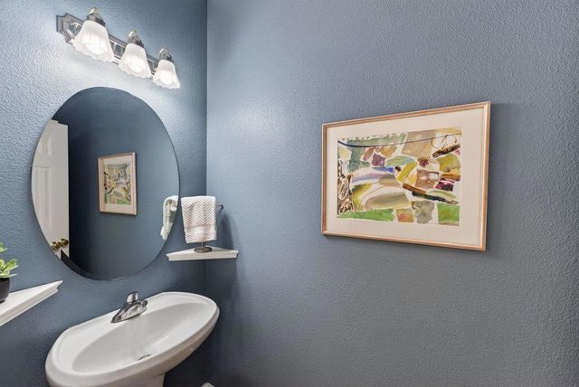 22 Flora Lane, Scotts Valley, CA 95066
