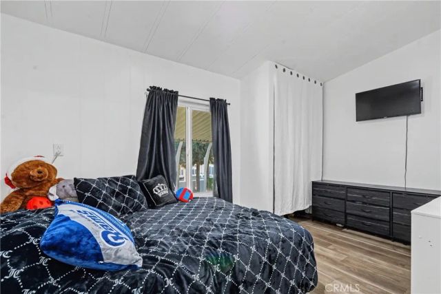 15831 Olden 37, Sylmar, CA 91342