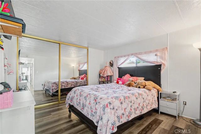 15831 Olden 37, Sylmar, CA 91342