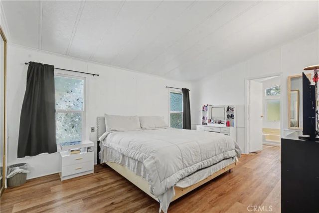 15831 Olden 37, Sylmar, CA 91342