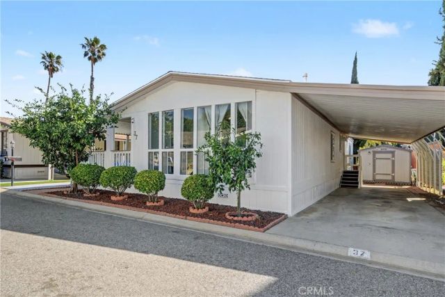 15831 Olden 37, Sylmar, CA 91342