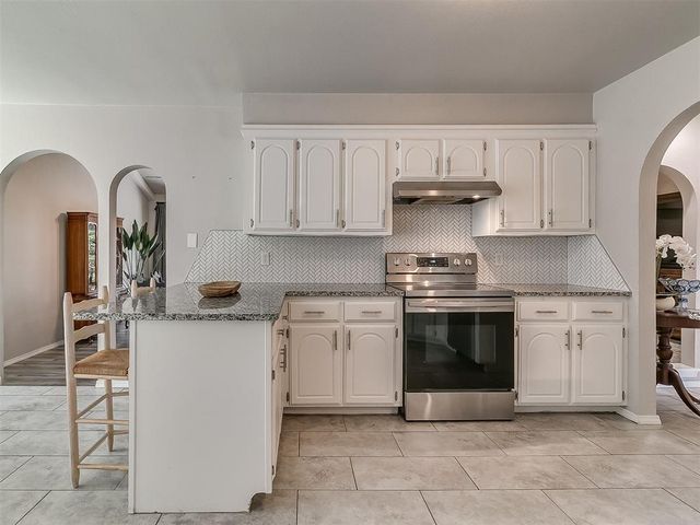 11212 NW 112th Street, Yukon, OK 73099