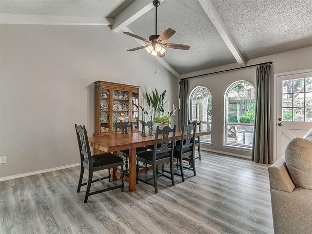11212 NW 112th Street, Yukon, OK 73099
