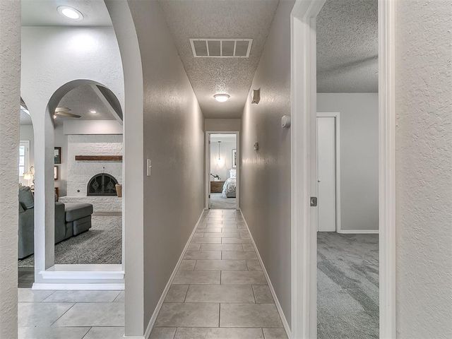 11212 NW 112th Street, Yukon, OK 73099