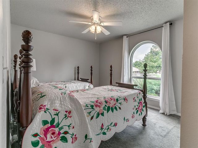 11212 NW 112th Street, Yukon, OK 73099