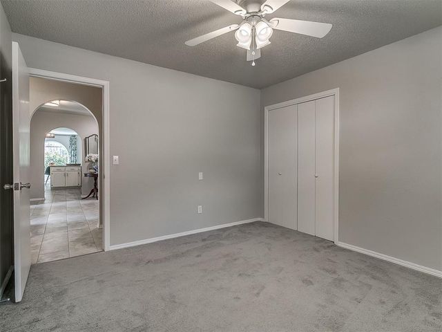11212 NW 112th Street, Yukon, OK 73099