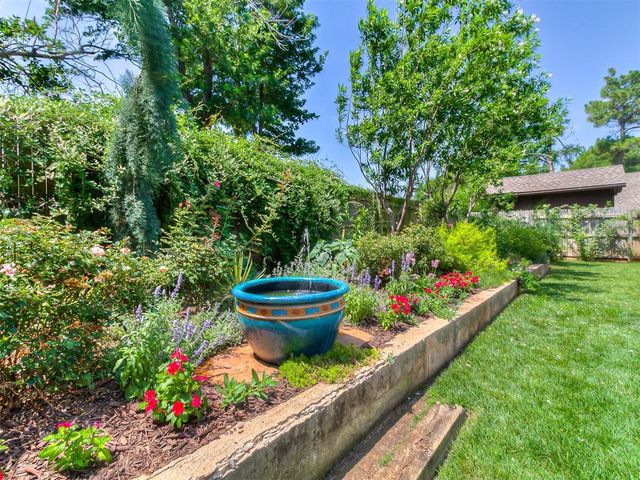 11212 NW 112th Street, Yukon, OK 73099