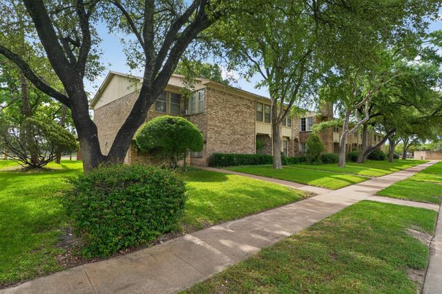 717 Towne House Lane, Richardson, TX 75081