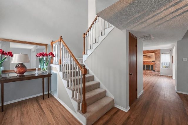 717 Towne House Lane, Richardson, TX 75081