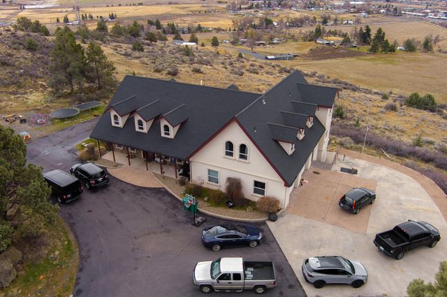 8131 Markgraf Lane, Klamath Falls, OR 97603