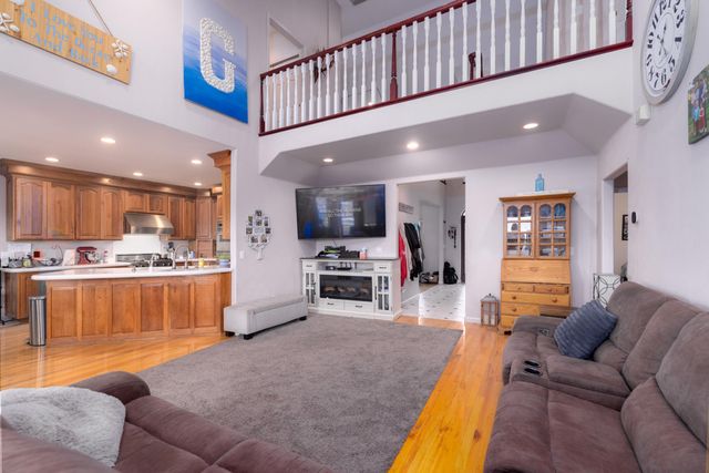 8131 Markgraf Lane, Klamath Falls, OR 97603