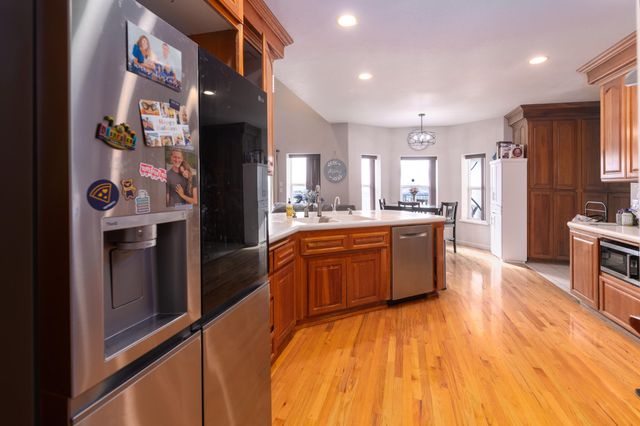 8131 Markgraf Lane, Klamath Falls, OR 97603