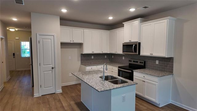133 Jaxton Street, Hoschton, GA 30548