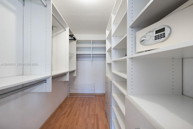 800 W Ave 631 631, Miami Beach, FL 33139