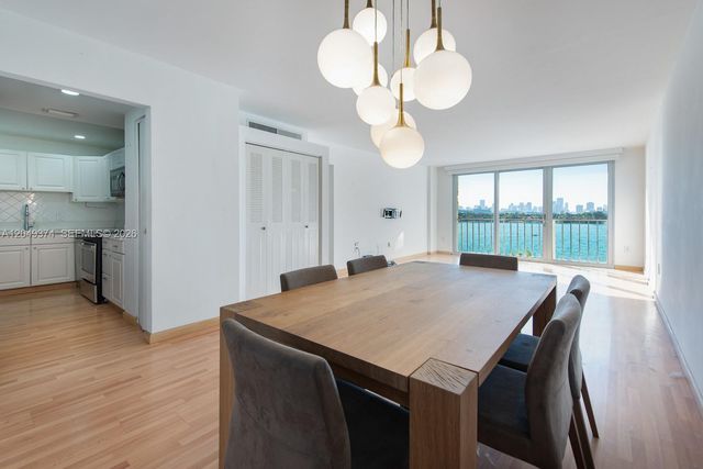 800 W Ave 631 631, Miami Beach, FL 33139