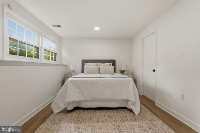 5202 CAROLINE CIR, Waldorf, MD 20601